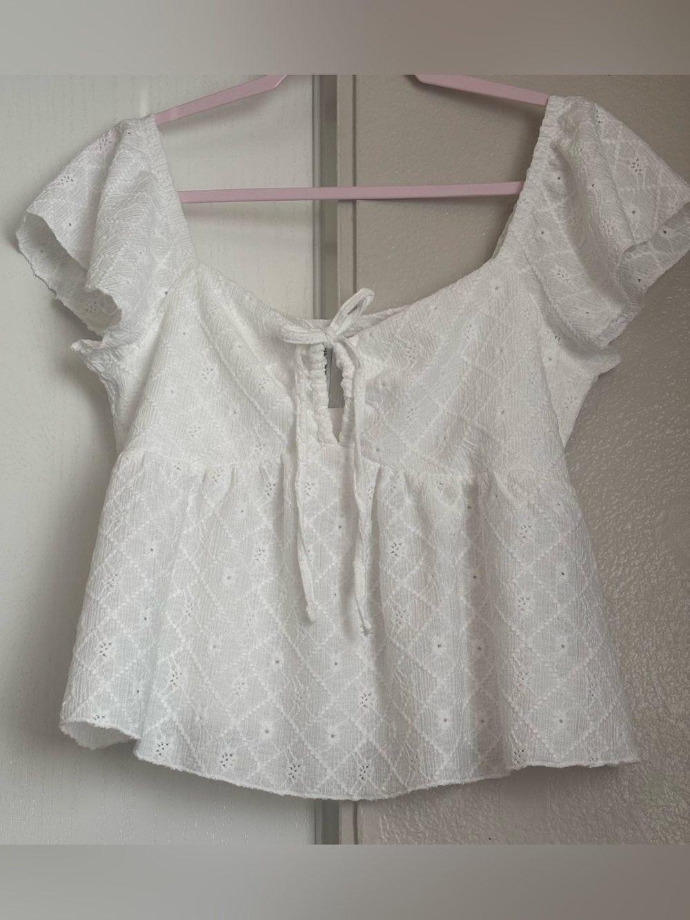 H&M White Eyelet Tie-Front Peplum Blouse